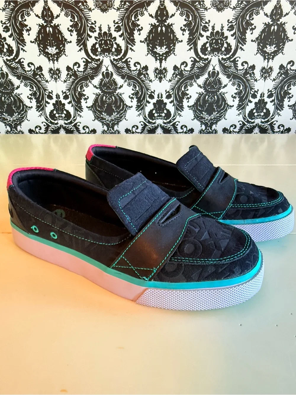 Nike 6.0 Balsa slip-on Loafer with black suede